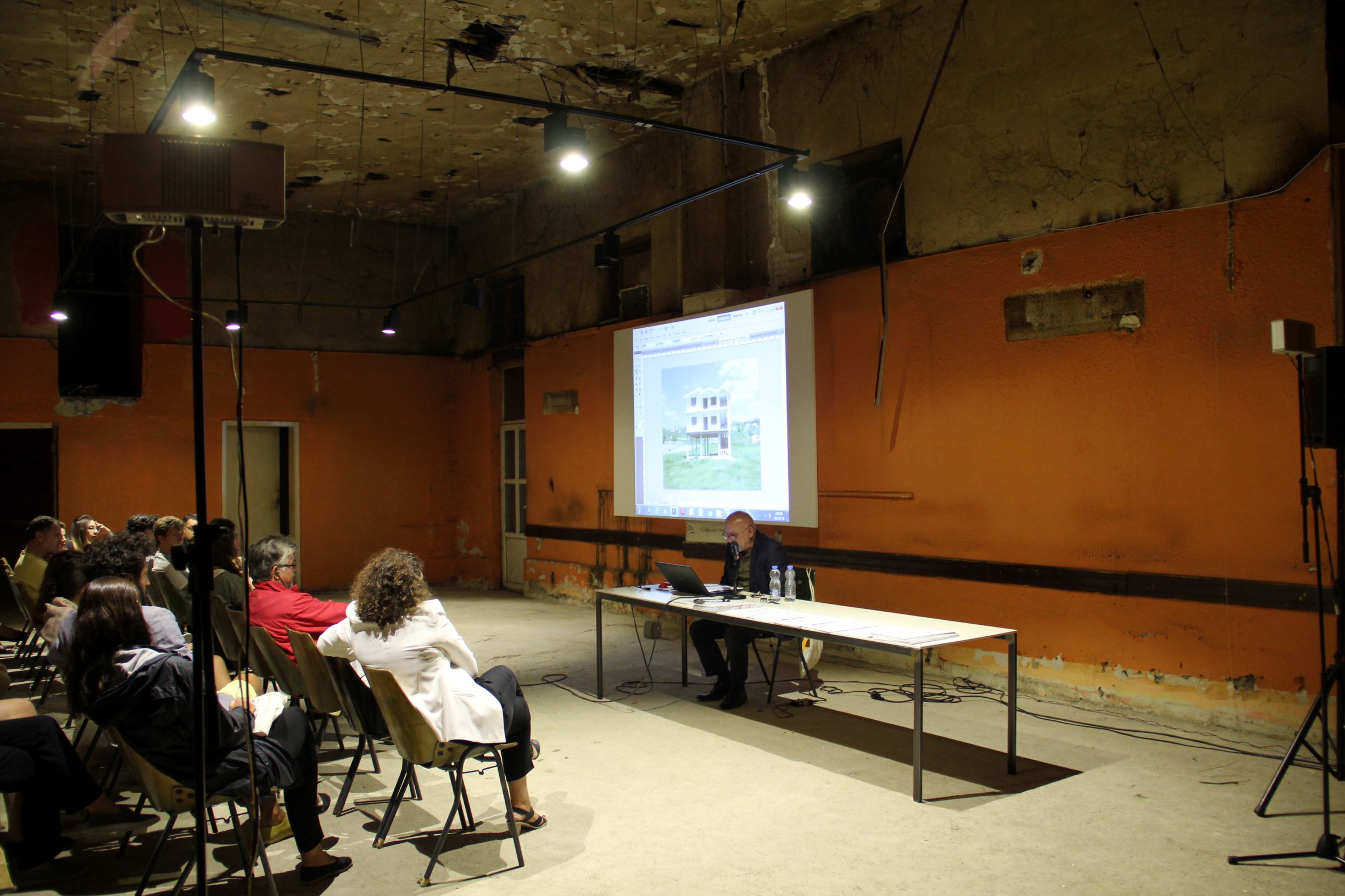 Edi Hila: Një bisedë për projektin “Penthouse” 2014